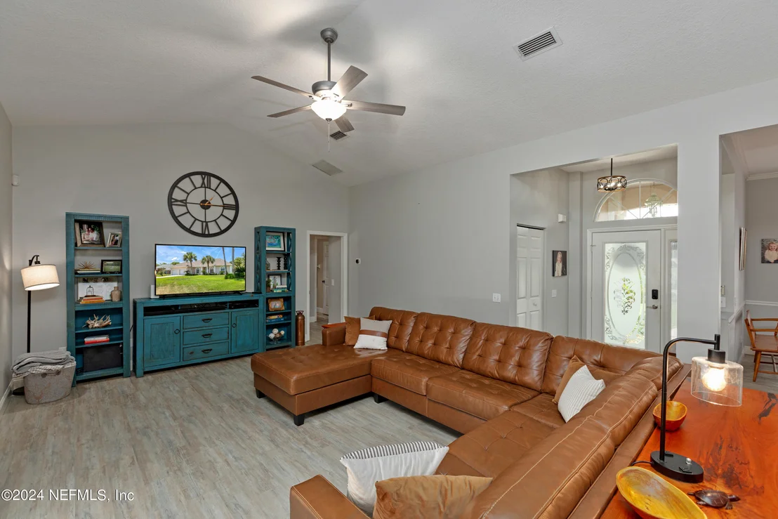 Photo of 4542 SE 3RD Place