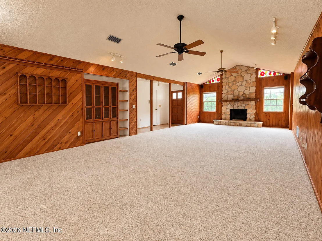 Photo of 118 BOBWHITE Road