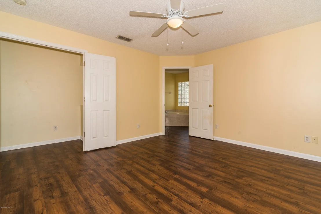 Photo of 817 MACKENZIE Circle