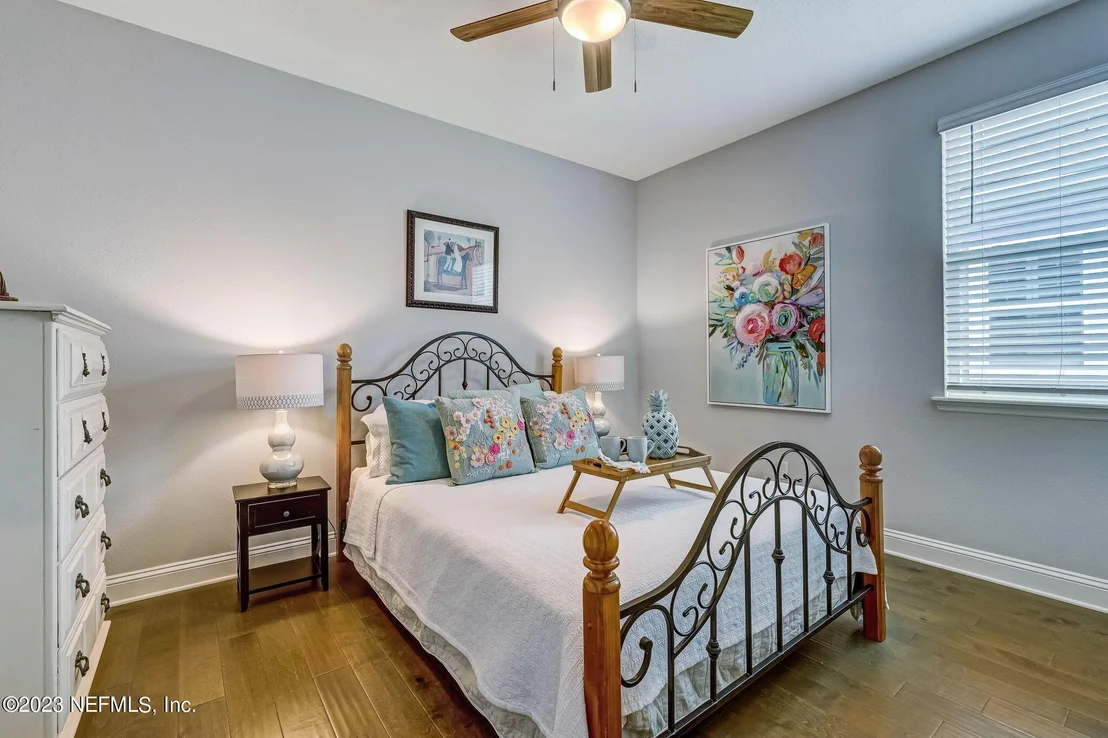 Photo of 214 HOPTREE Place