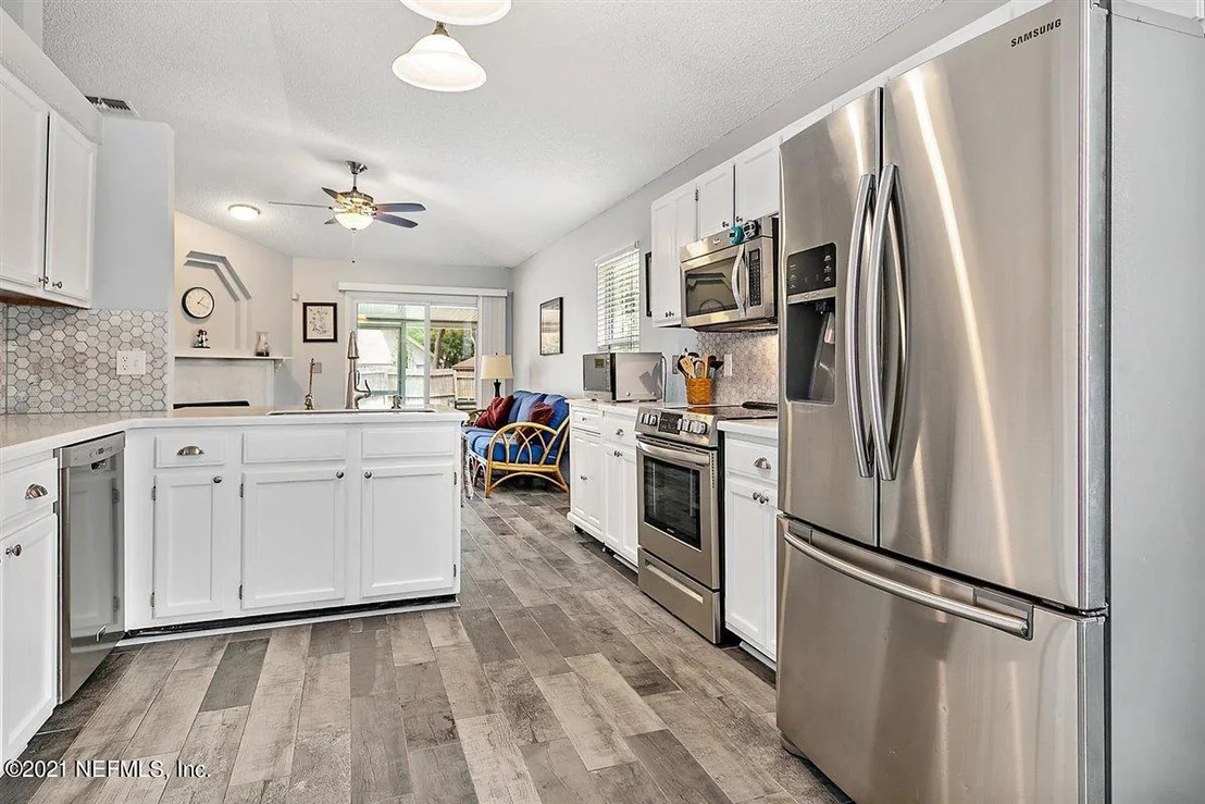Photo of 12405 EAGLES CLAW Lane