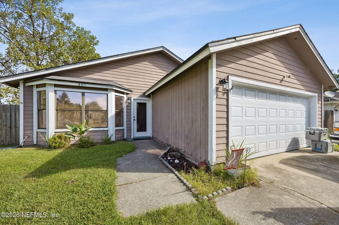 Photo of 407 MOBY DICK Drive S