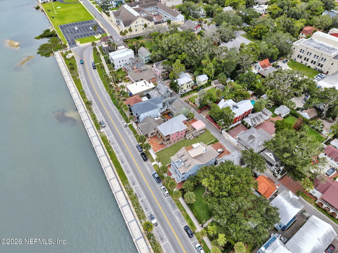 Photo of 156 AVENIDA MENEDEZ