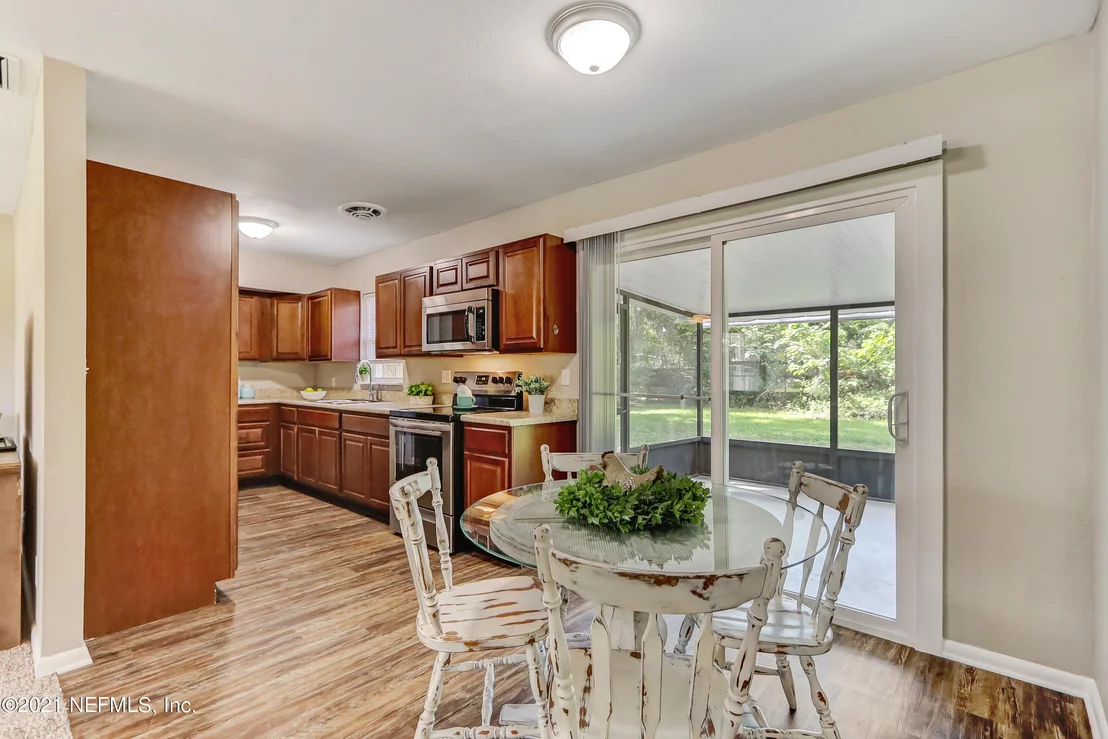Photo of 10630 DODD Road