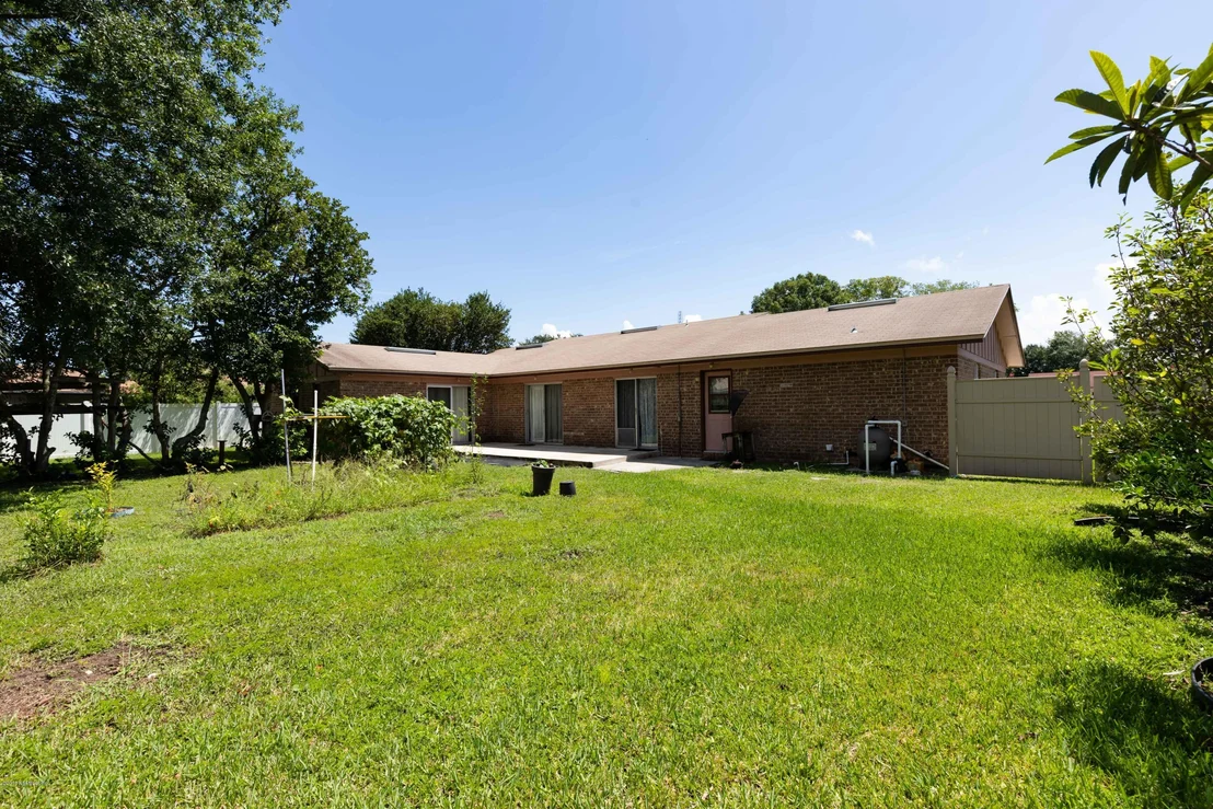 Photo of 184 DEBARRY Avenue