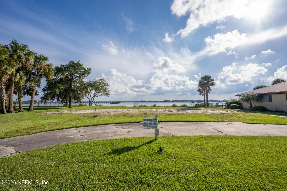 Photo of 77 DOLPHIN Drive