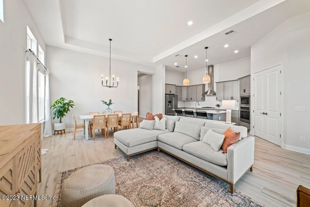 Photo of 521 COURTNEY CHASE Drive