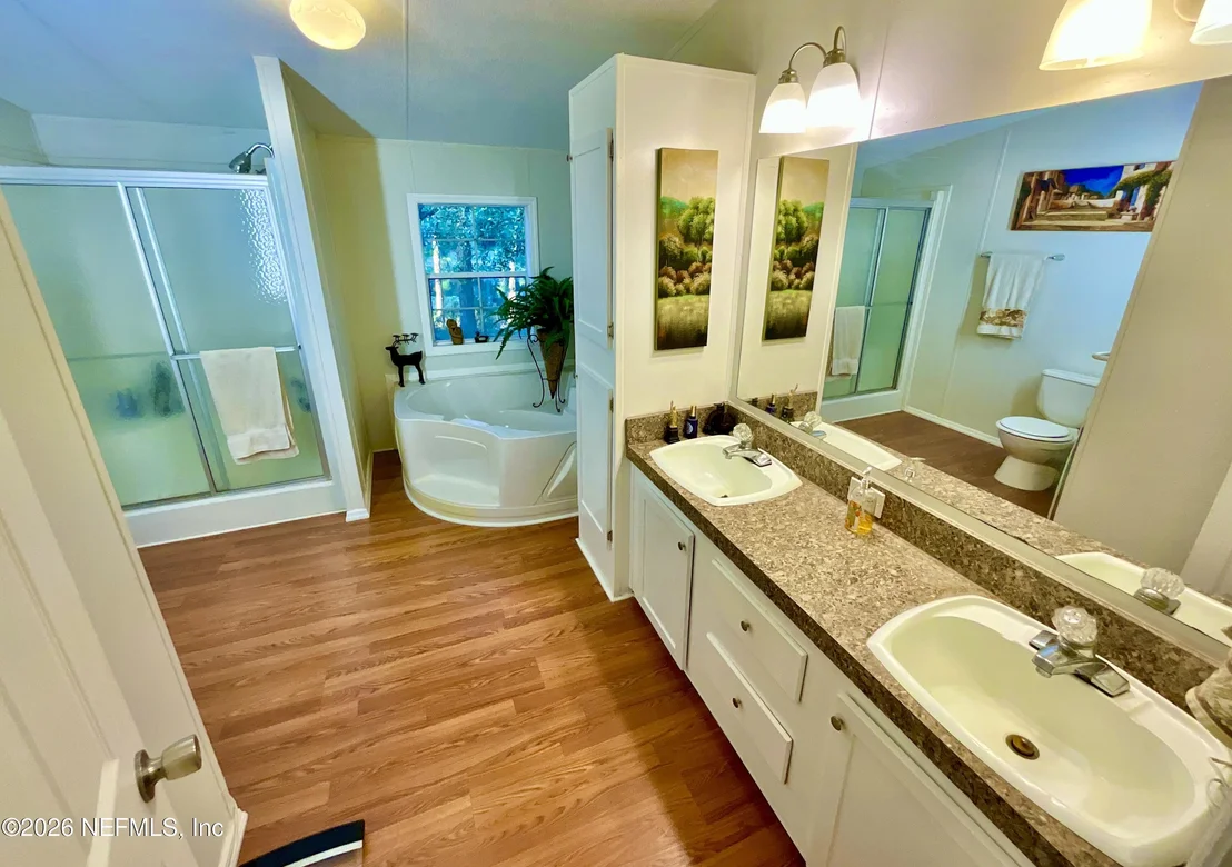 Photo of 129 CRYSTAL LAKE Drive