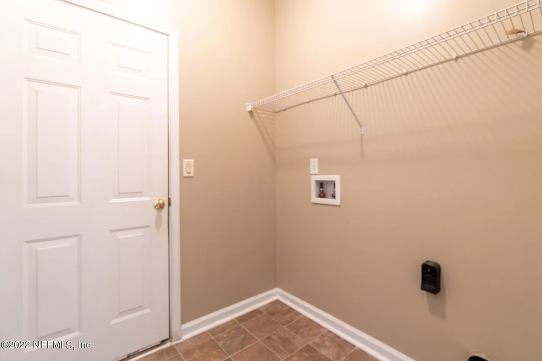 Photo of 1054 MOOSEHEAD Drive