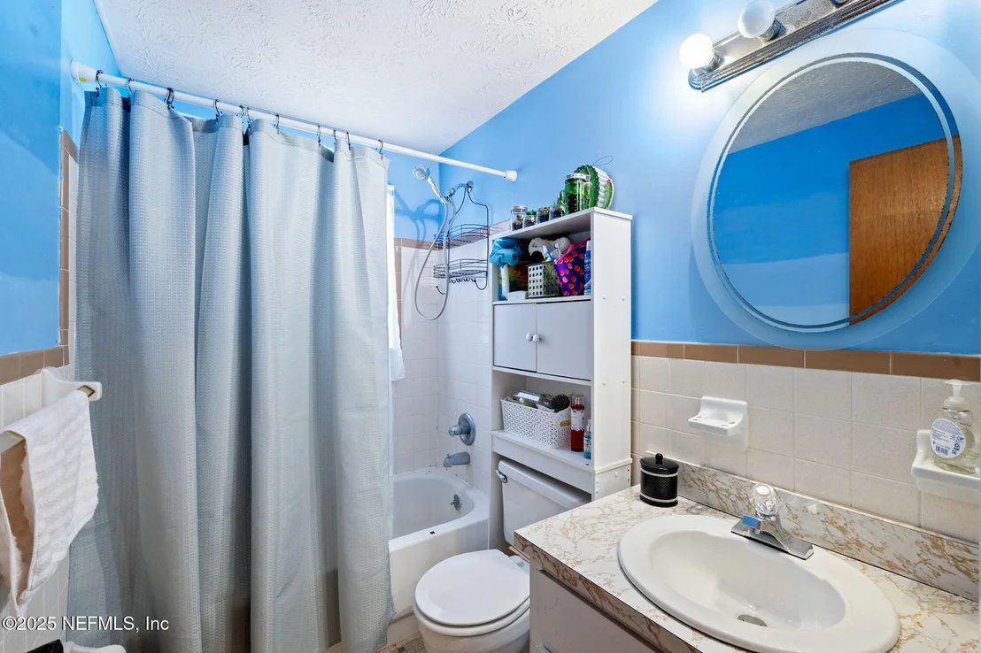 Photo of 971 DOSHIRE Drive