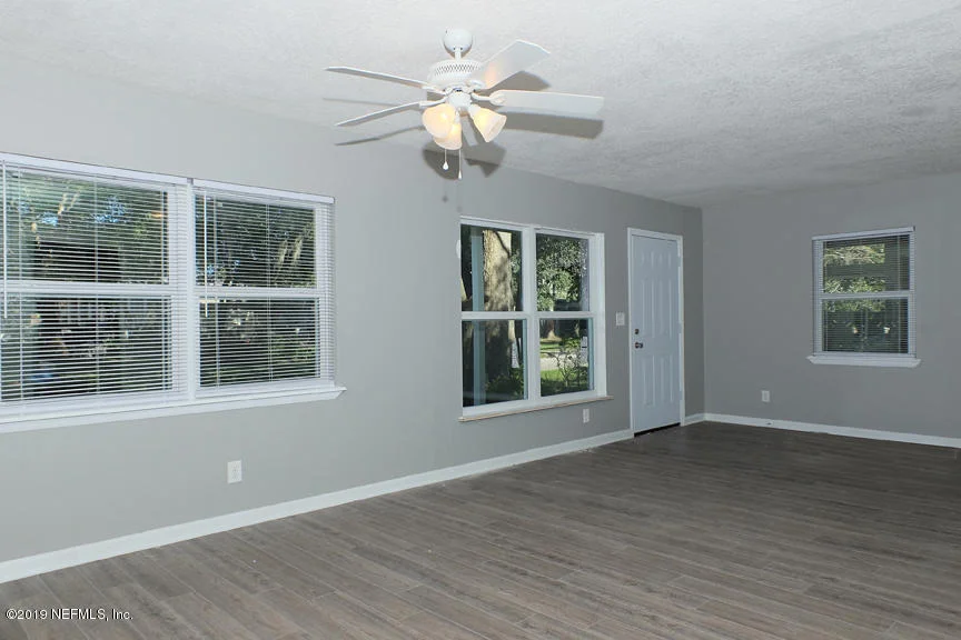 Photo of 5406 BURDETTE Road
