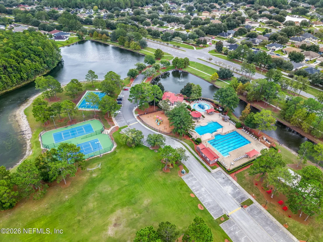 Photo of 9478 BEMBRIDGE MILL Drive