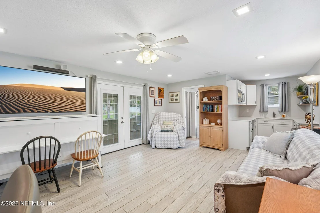 Photo of 122 MACON Road