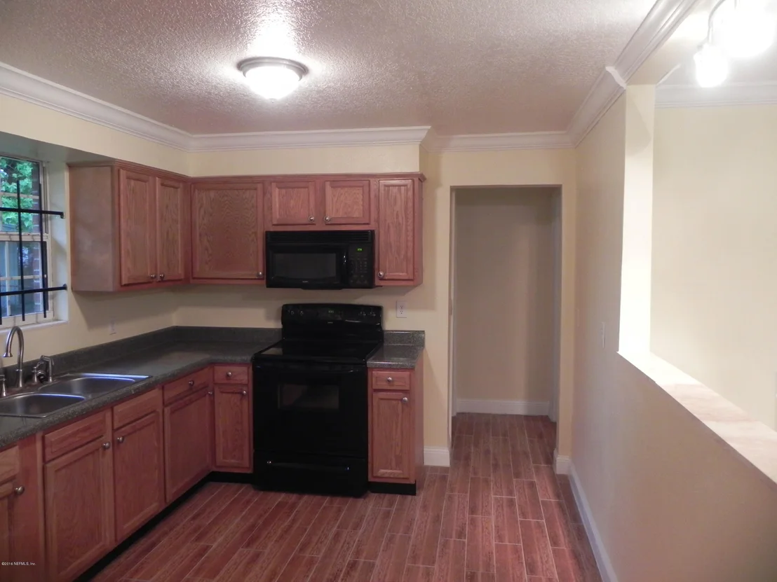 Photo of 5223 CHIVALRY Drive
