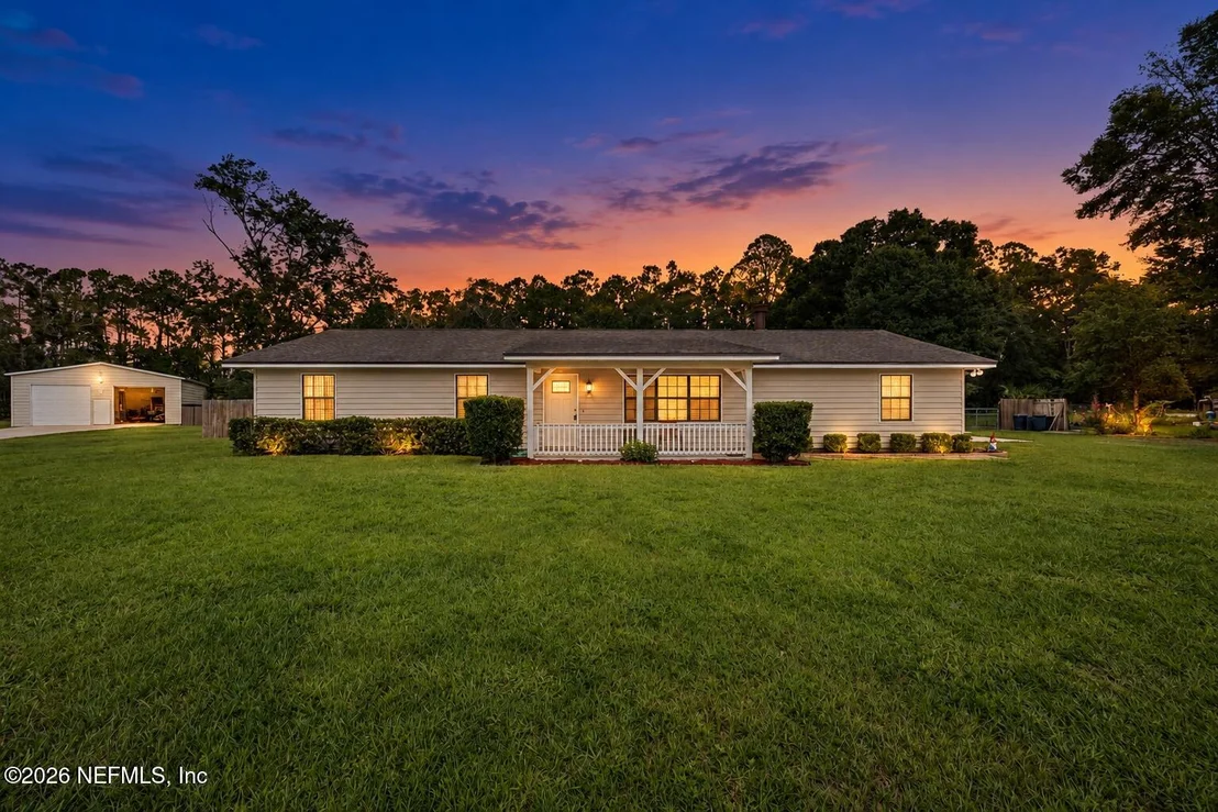 Photo of 1184 SURREY Glen