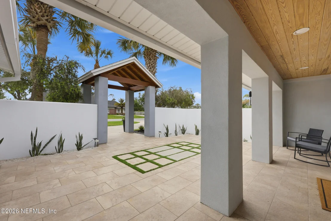 Photo of 8071 PINE LAKE Road