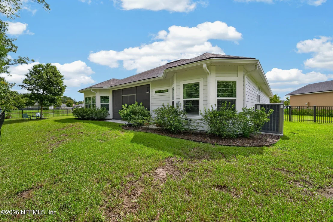 Photo of 3806 HAMMOCK BLUFF Drive