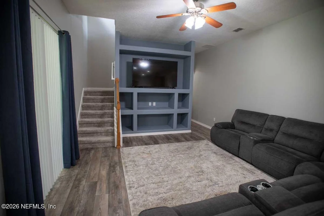 Photo of 1876 OAKCHIME Drive
