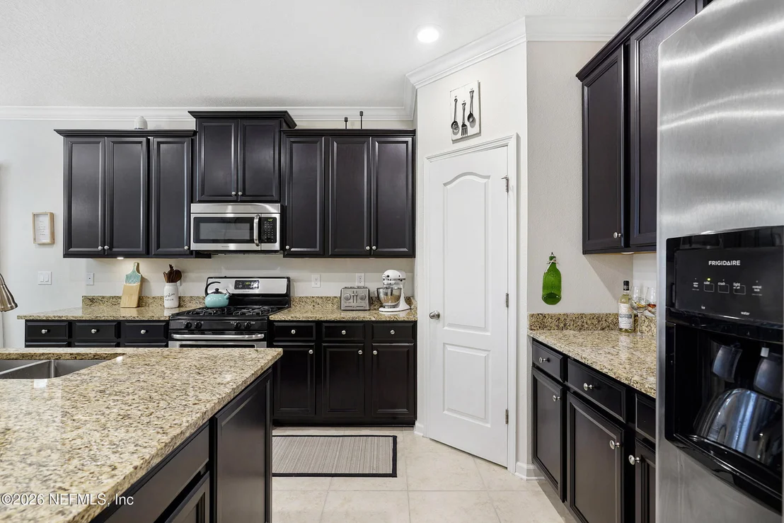 Photo of 45 OTERO Point