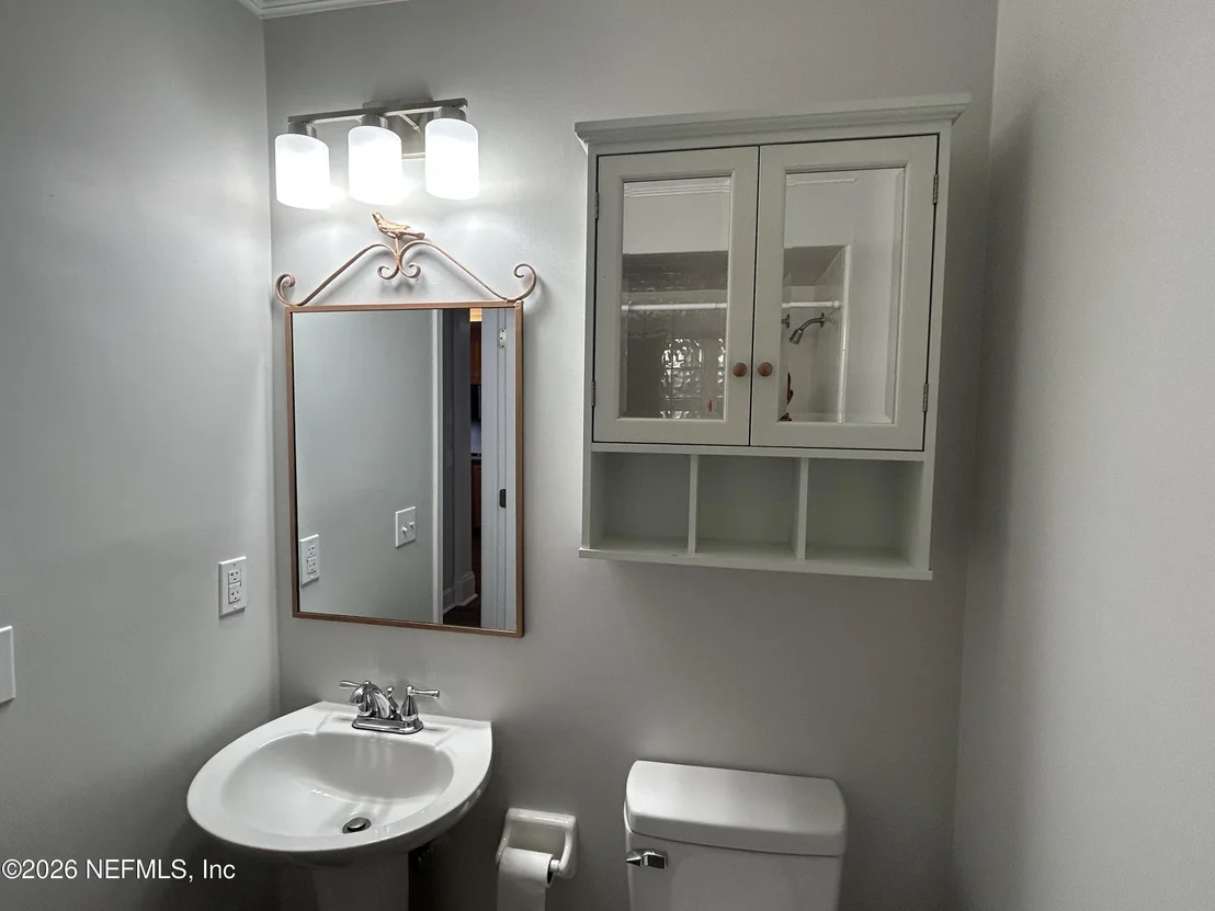 Photo of 1607 SHEFFIELD Place