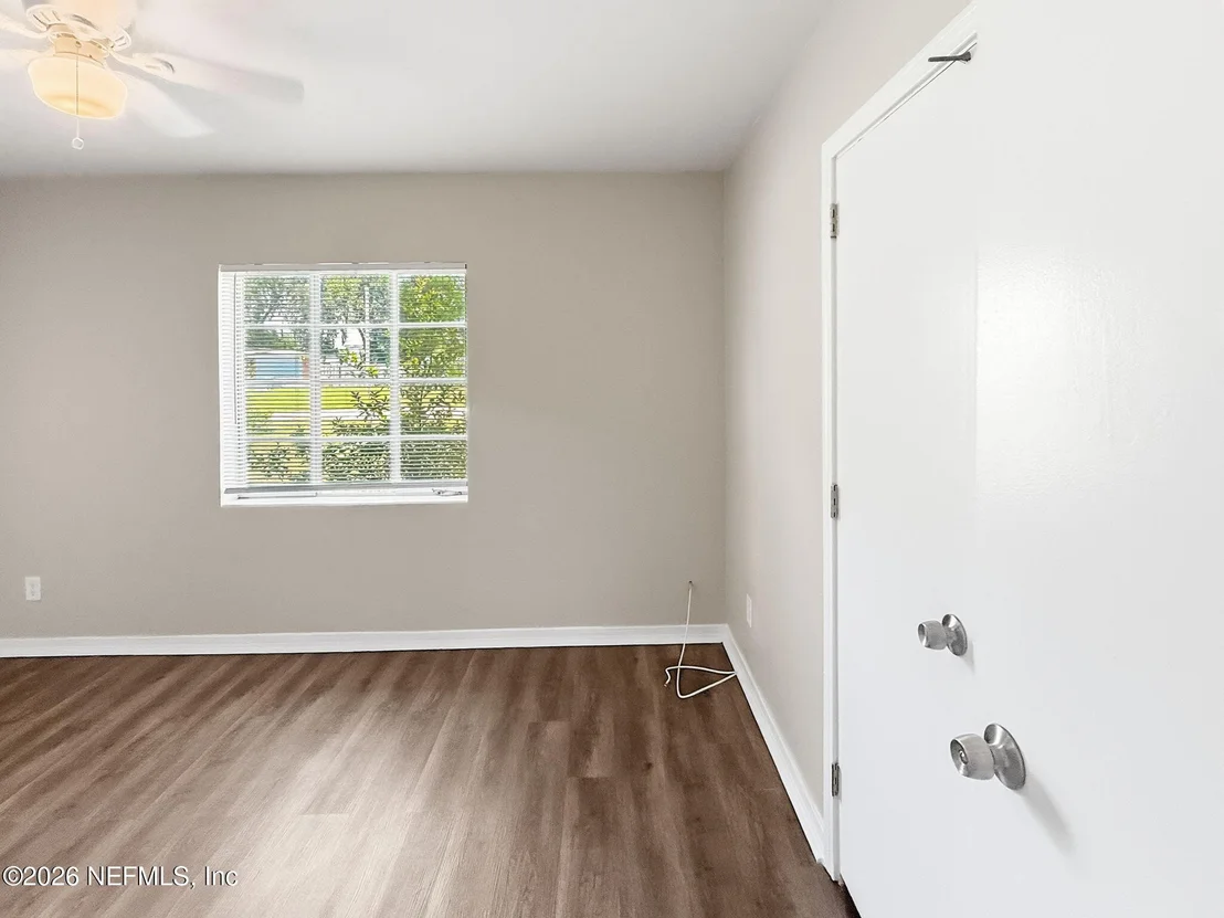 Photo of 2942 CHRISTOPHER Road