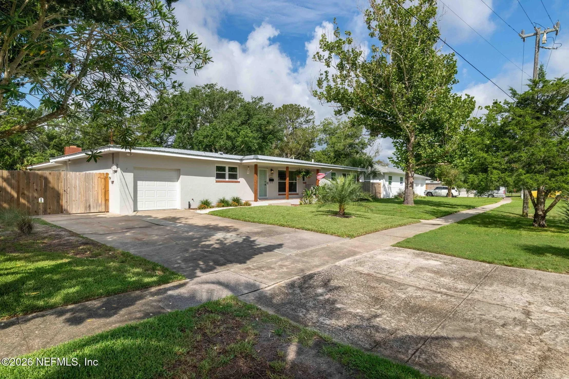 Photo of 406 ARREDONDO Avenue