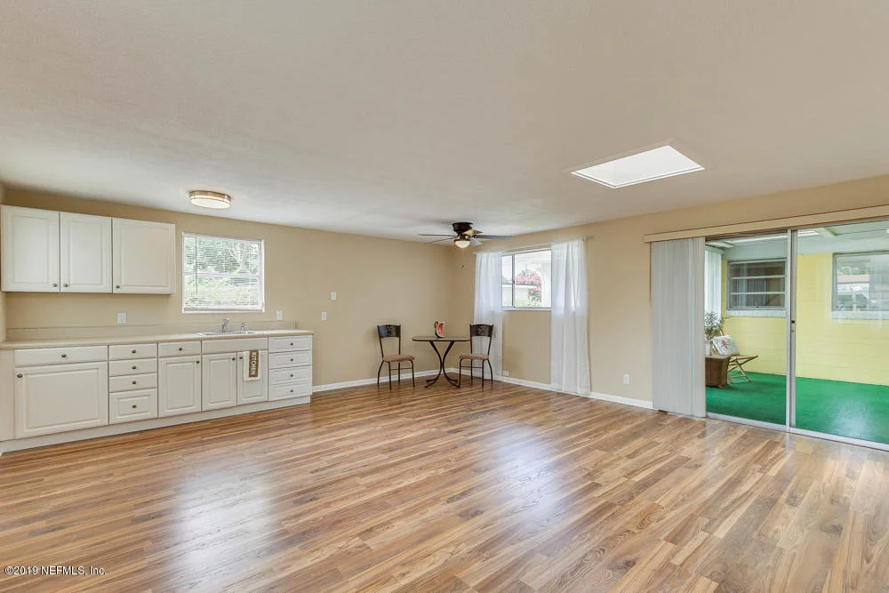Photo of 2053 RONALD Lane