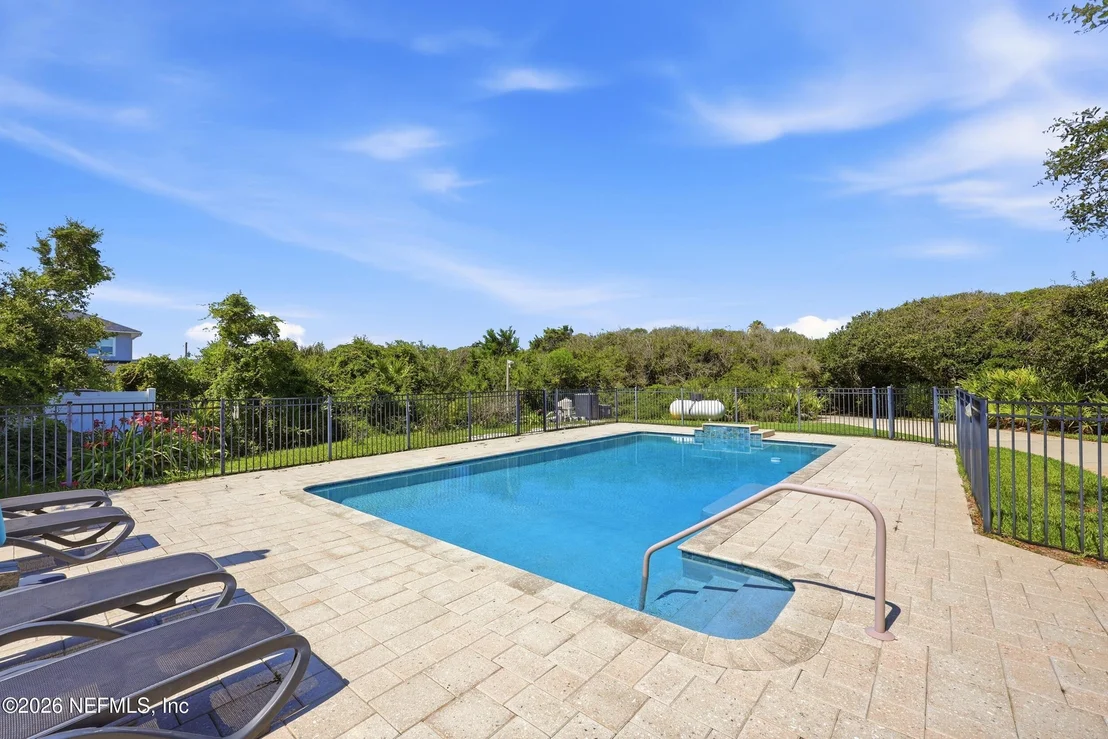Photo of 500 SEAGATE Lane S