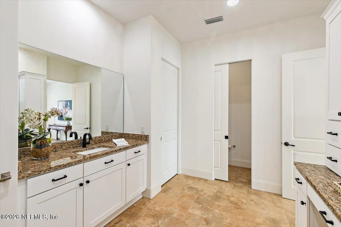 Photo of 5226 COMMISSIONERS Drive
