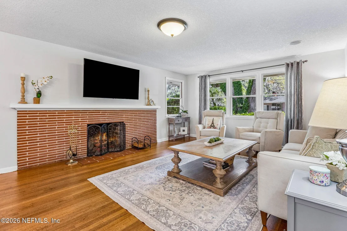 Photo of 4226 FOREST PARK Road