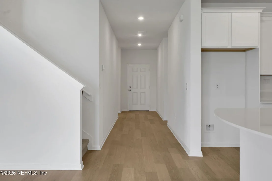 Photo of 38 ALGIERS Court