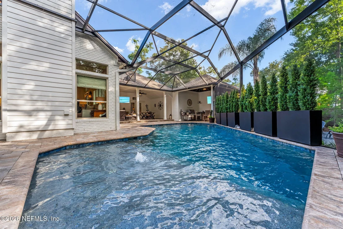 Photo of 1204 CREEK BEND Road