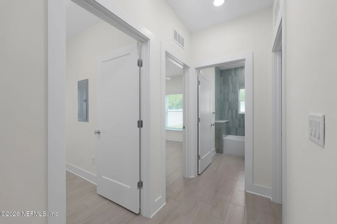 Photo of 878 W 4TH Street