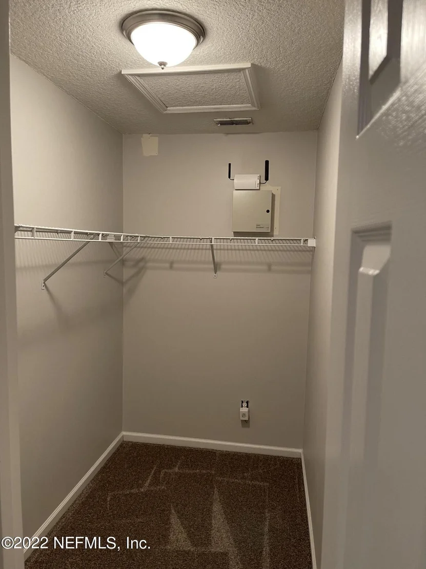 Photo of 1053 BUTTERCUP Drive
