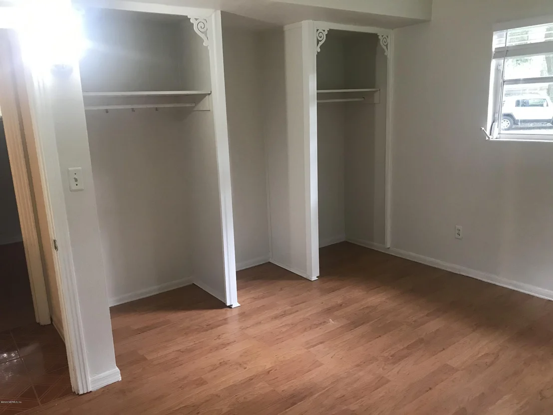 Photo of 2380 VILLANOVA Circle