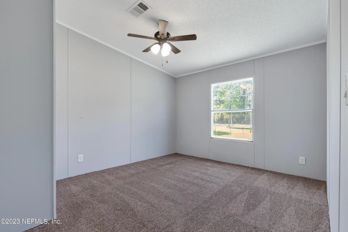 Photo of 44474 PINEBREEZE Circle