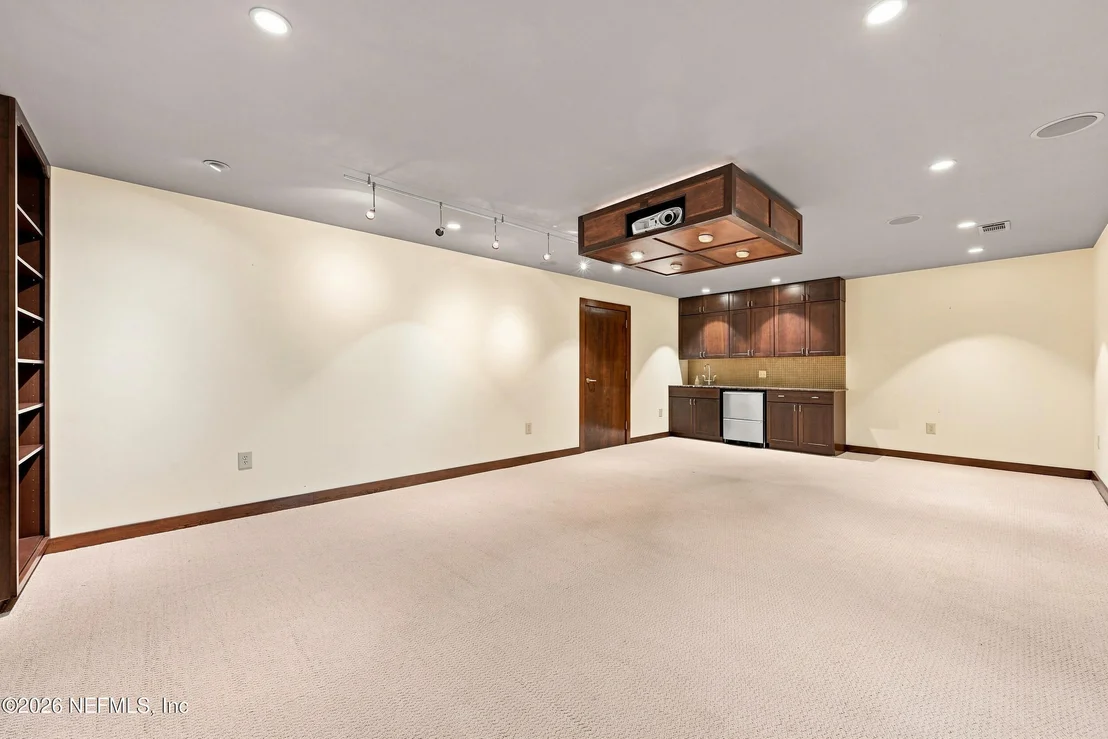 Photo of 715 RIO LINDO Drive