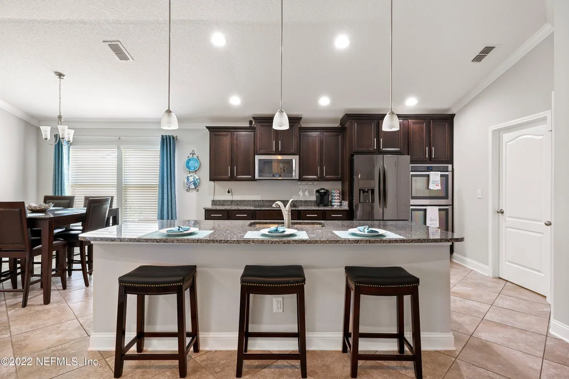 Photo of 649 PULLMAN Circle