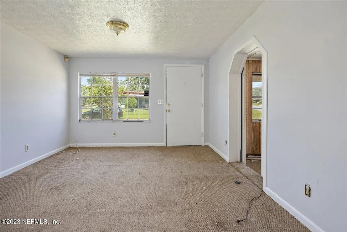 Photo of 8593 DARLINGTON Drive
