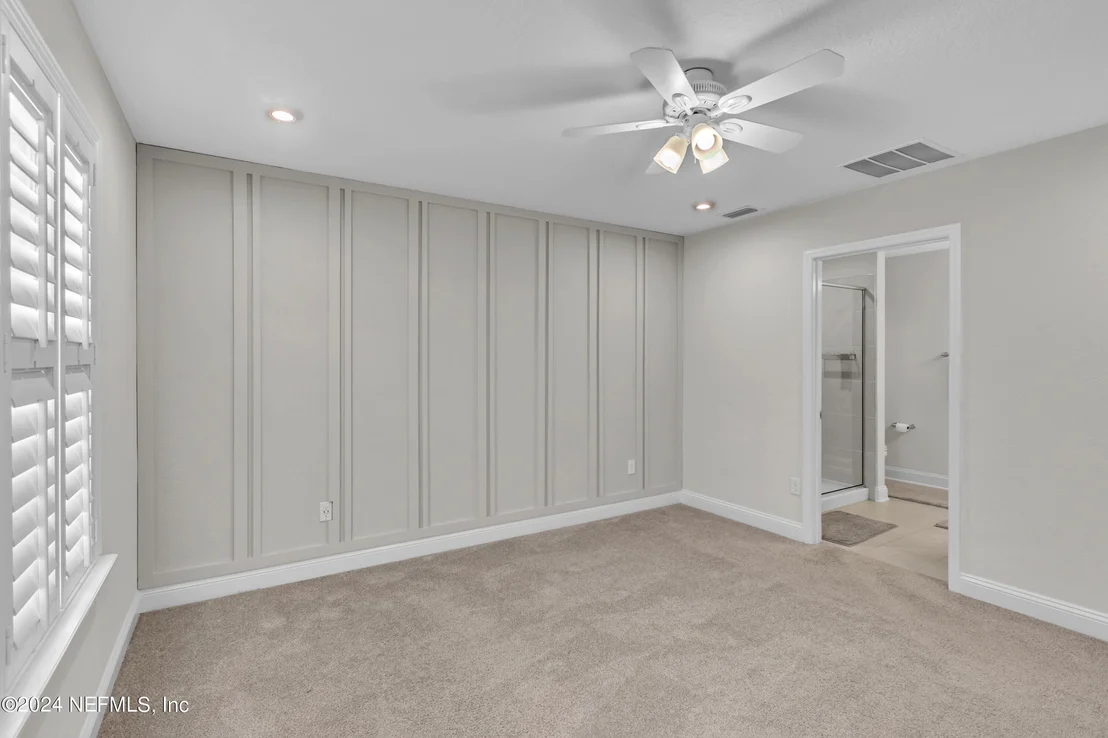 Photo of 595 MEADOW CREEK Drive