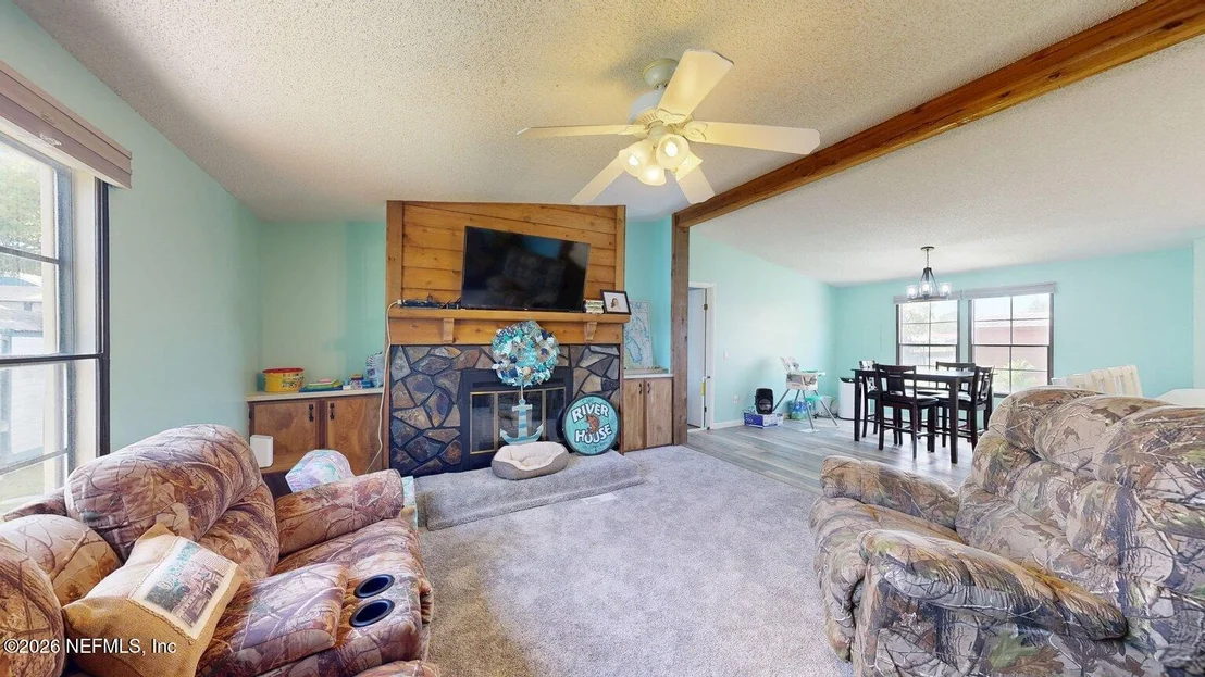 Photo of 160 MOONLITE Drive