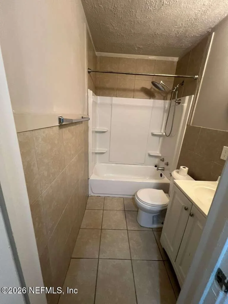 Photo of 862 BUNKER HILL Boulevard