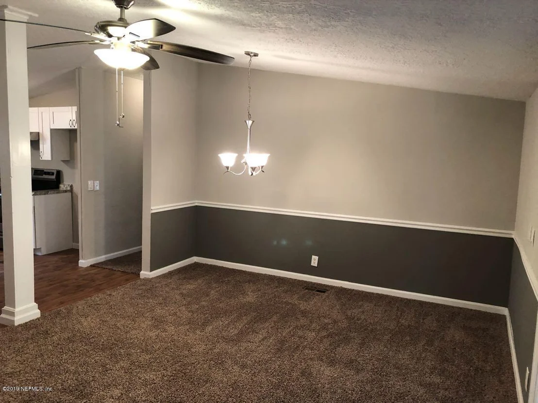 Photo of 7535 CANARY Road