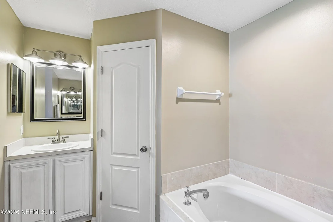 Photo of 3178 WAVERING Lane