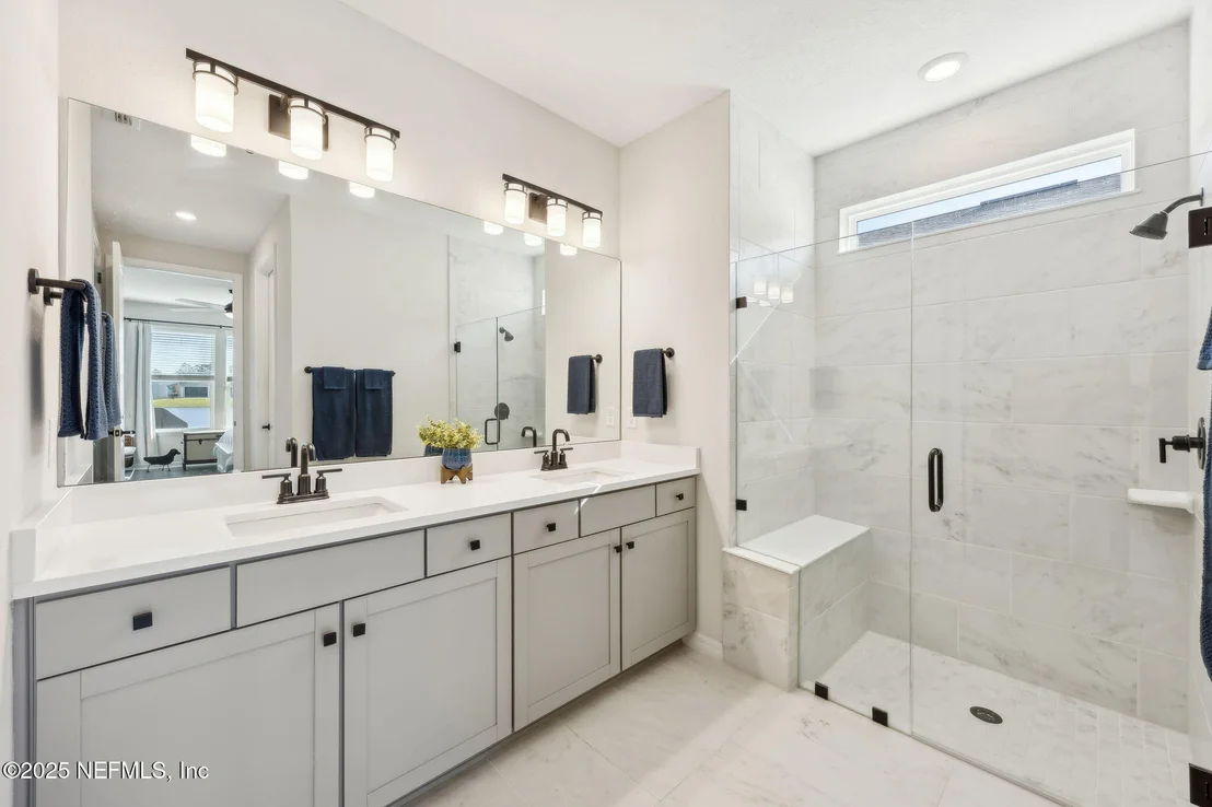 Photo of 671 JUBILEE Circle