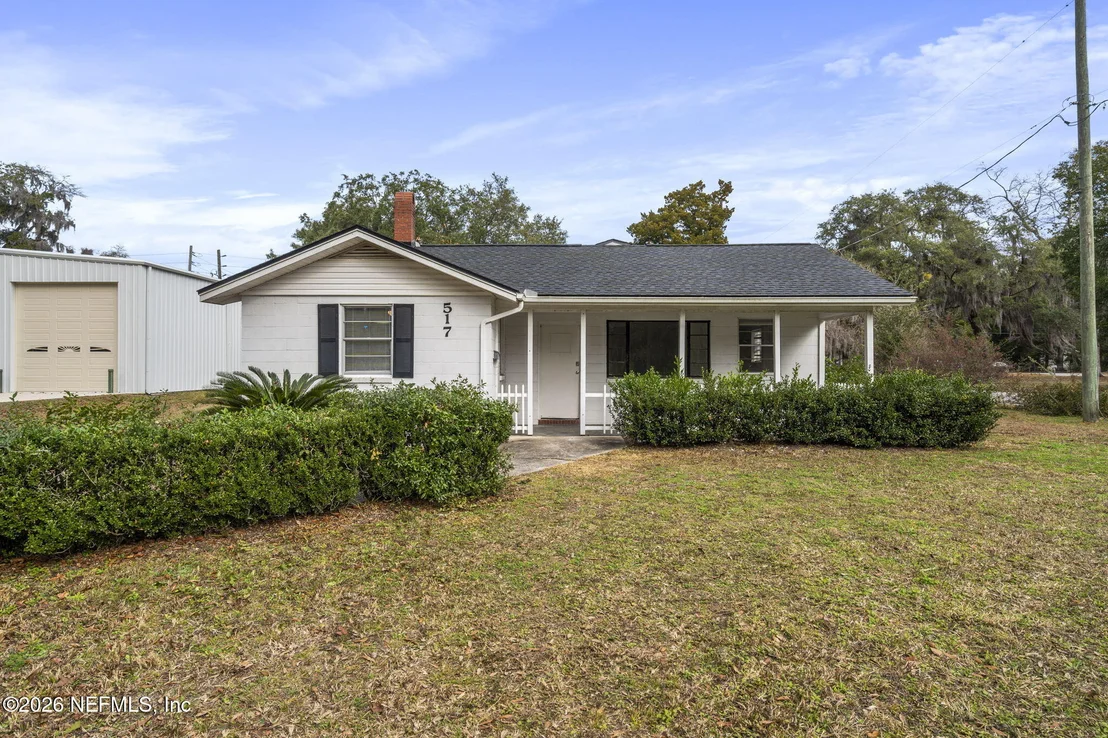 Photo of 517 CLINTON Drive