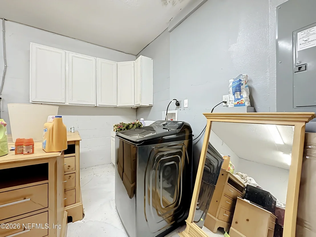 Photo of 3065 FRANCIS Road