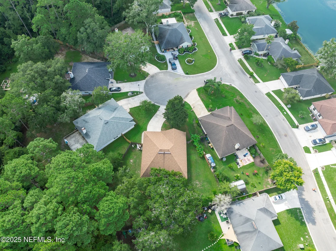 Photo of 7992 DEWARS Court