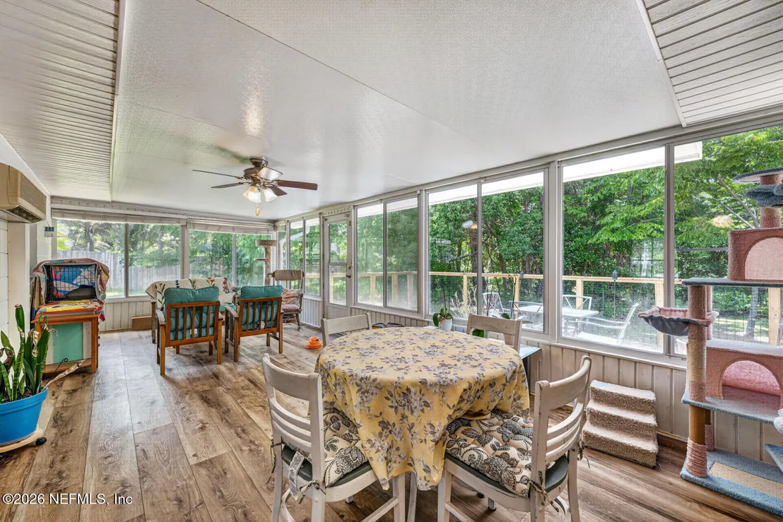 Photo of 829 RITA Circle