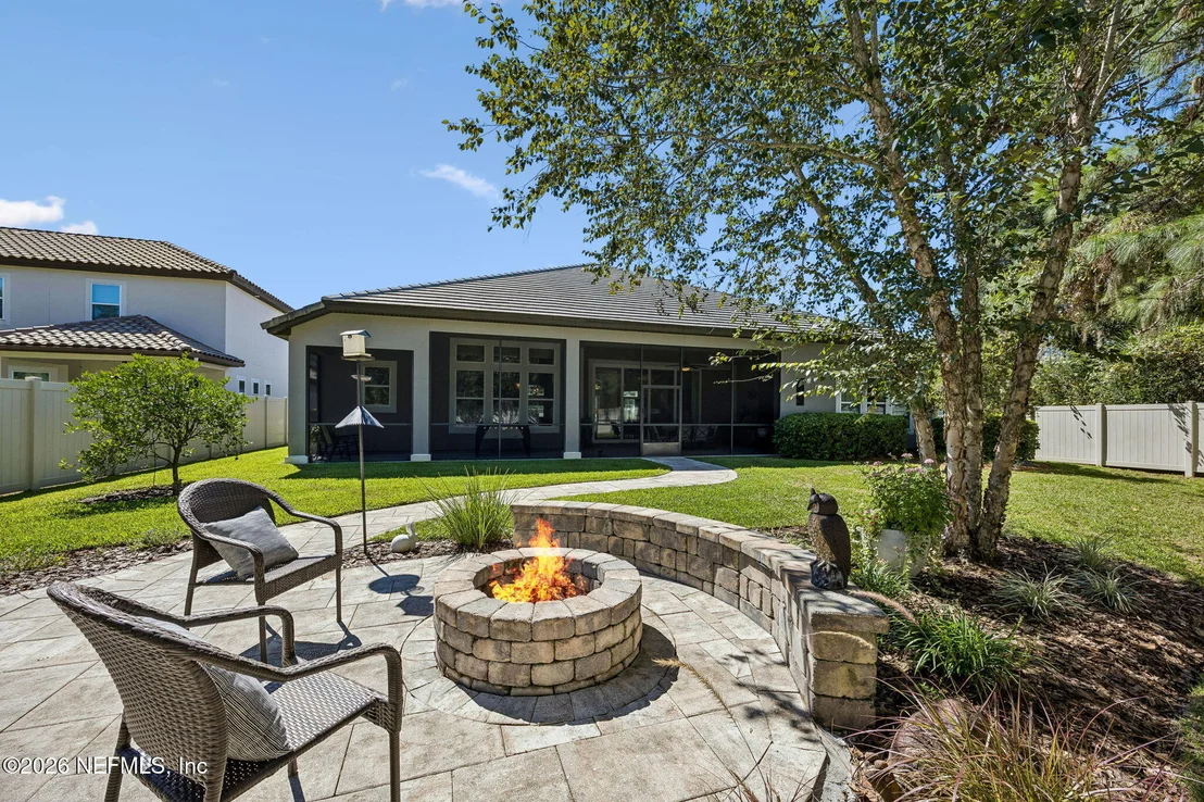Photo of 35 AUBURNDALE Drive